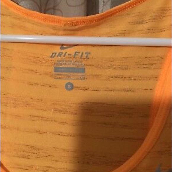 Dri-fit Razorback Tank Top - Picture 2 of 3